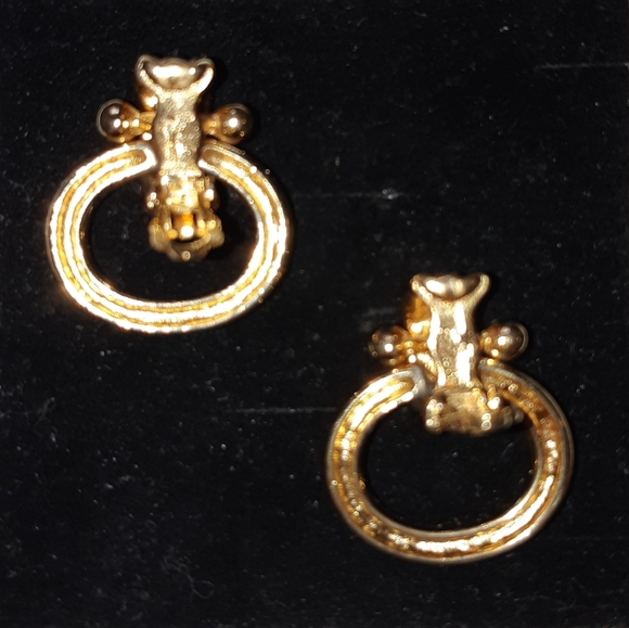 ERWIN PEARL Door Knocker Clip-on Earrings - Picture 3 of 9